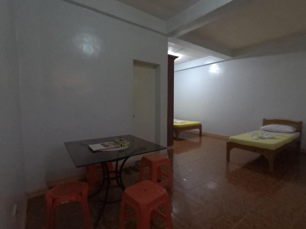 Pe'Re Aristo Guesthouse Мандау Сити Екстериор снимка